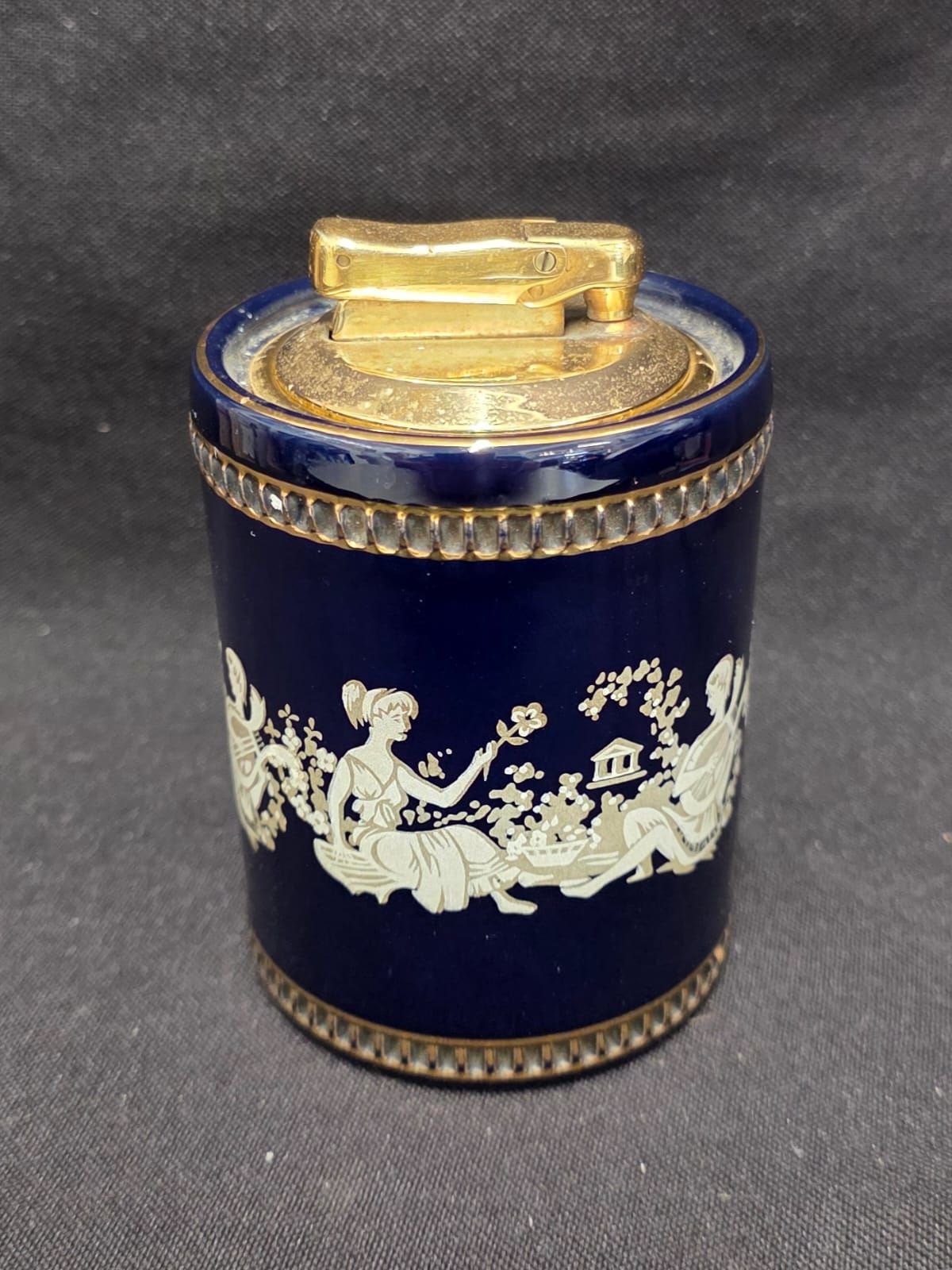 Vintage Colibri Lighter