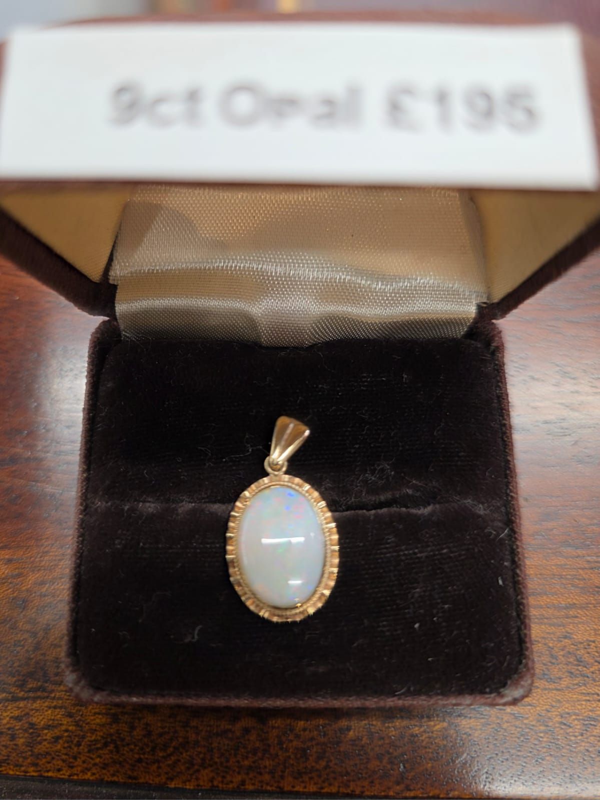 Opal Pendant set in 9ct gold